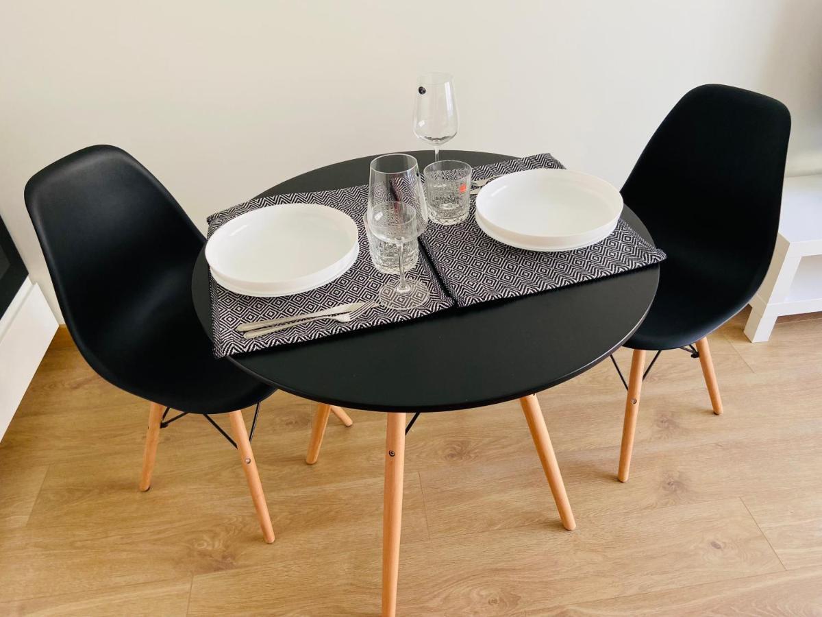 Pearl - New And Cosy Apartment Close To Center Riga Buitenkant foto